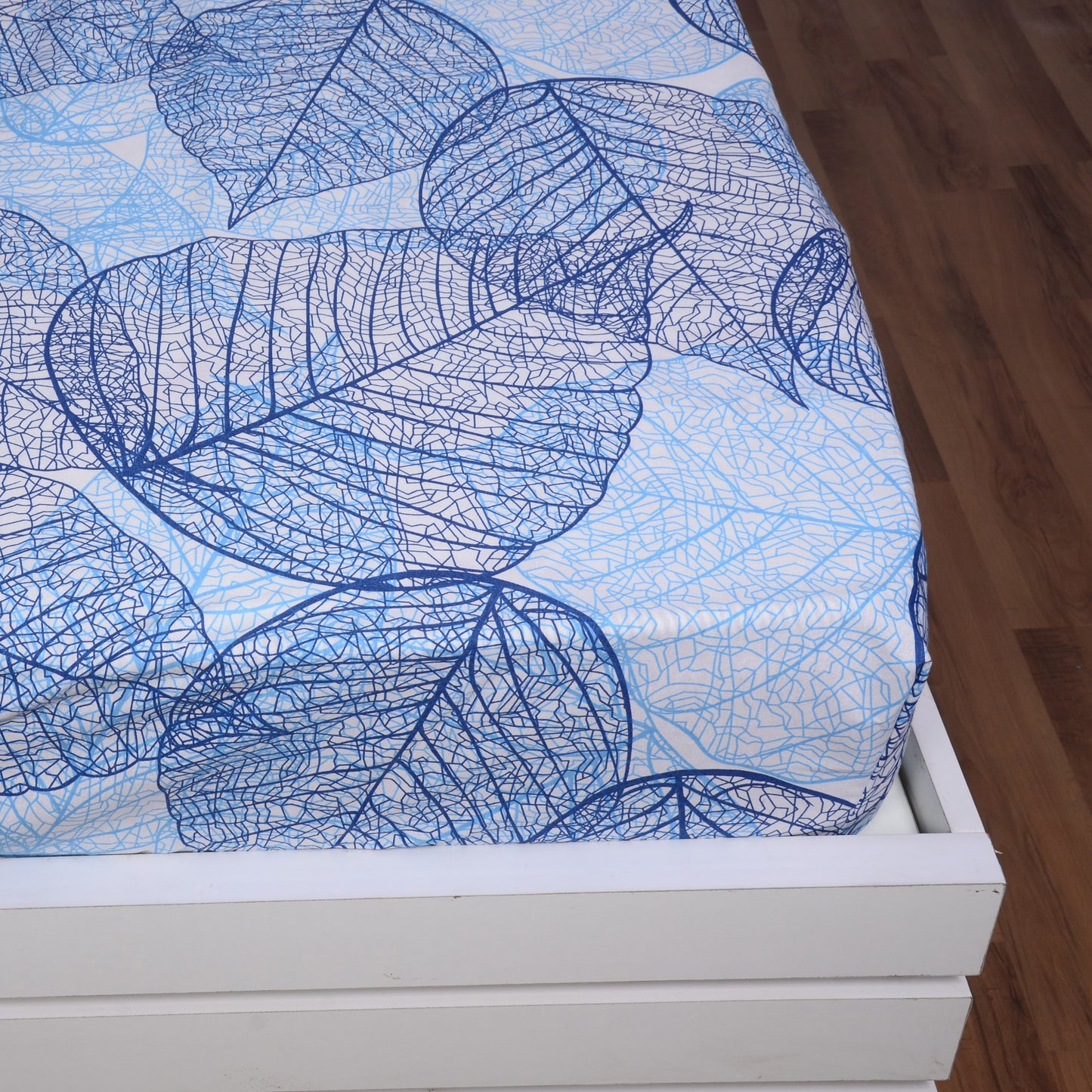 Iris Blue 144 TC 100% Cotton Dry Leaf Elastic Fitted Bedsheet for Double Bed with 2 Pillow Covers For Bedroom