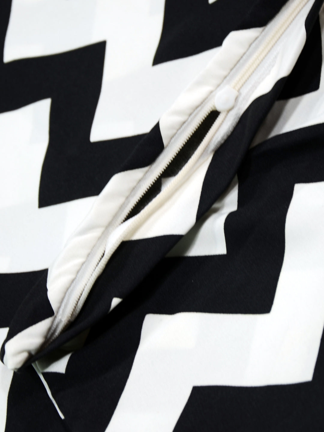 Black & White Abstract Printed Set of 5 Microfiber Cushion Covers 16x16 Inches