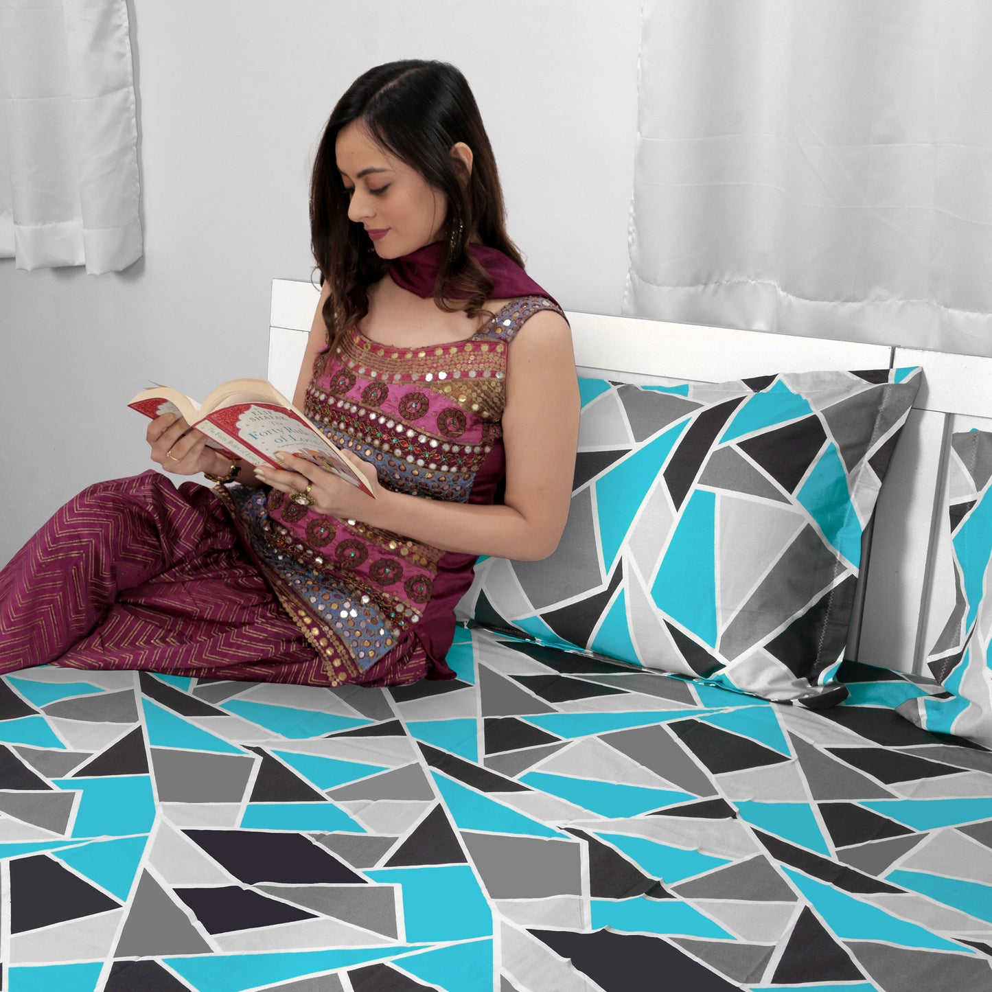 Blue and Grey 144 TC 100% Cotton Geometric Single BedSheet with 1 Pillow Cover For Bedroom