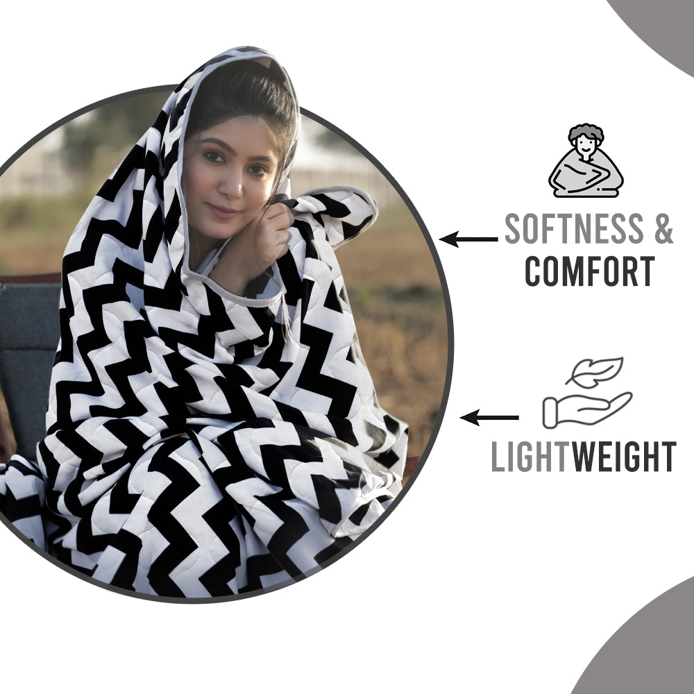 Black and White Chevron AC Quilt Comforter for Single Bed
