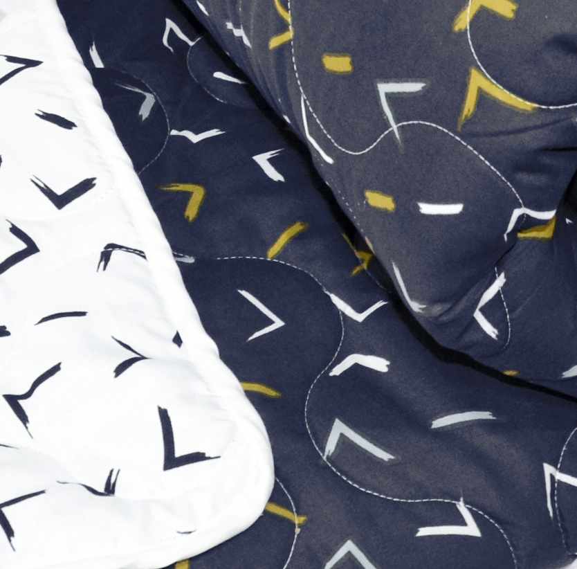 Blue And Gold Elements Print AC Quilt Comforter for Single Bed