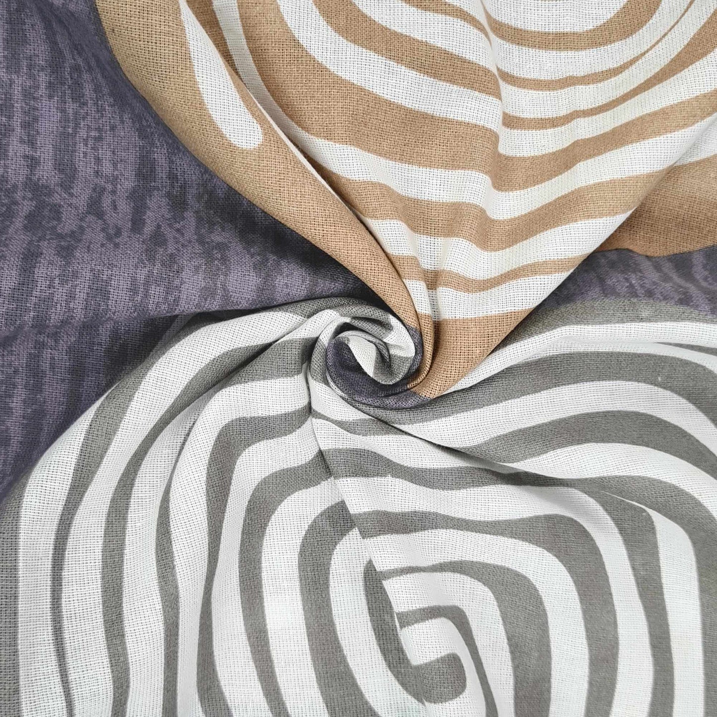 Coffee 100% Cotton 120 TC Box Pattern Double Bedsheet with 2 Pillow Covers for Bedroom