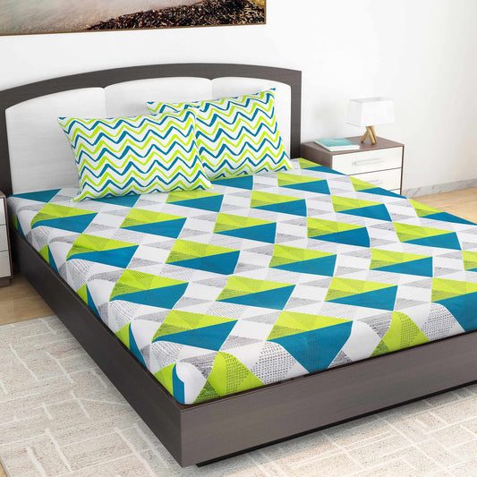 Triangle Print Bedsheet For King Size Bed