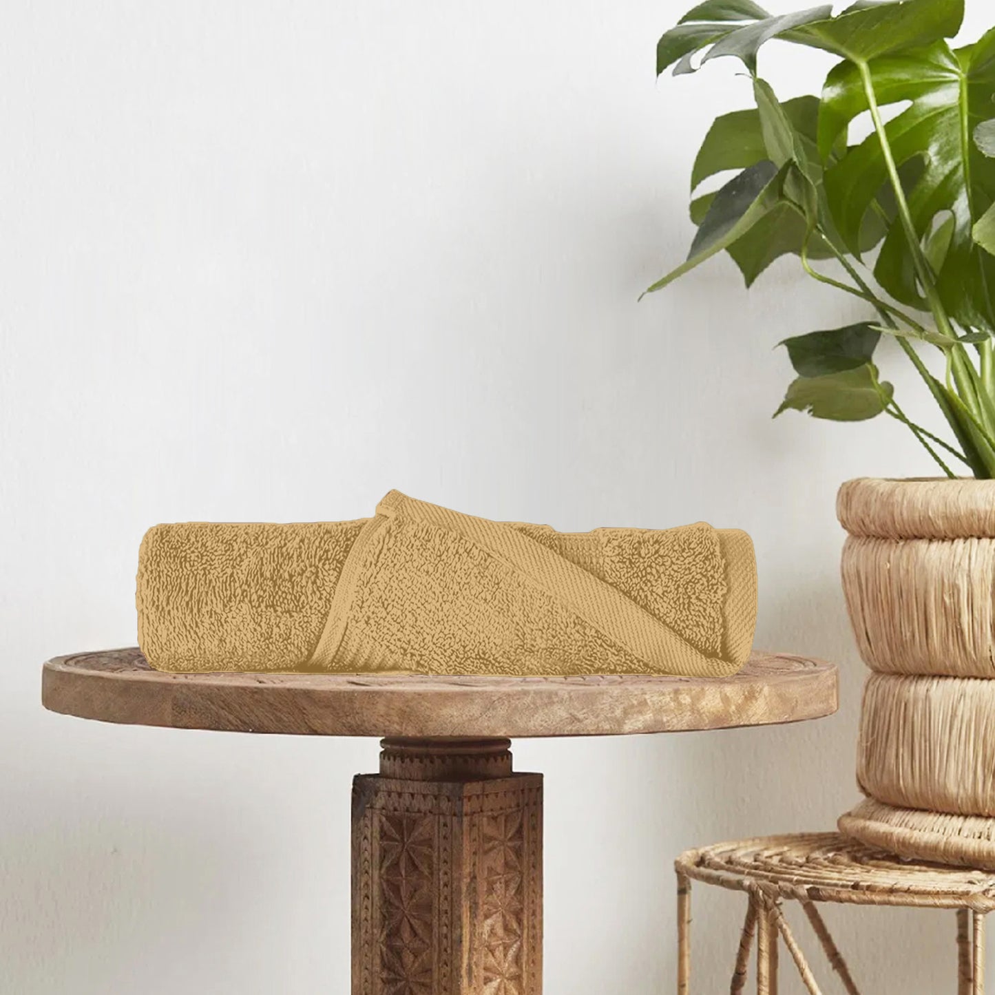 Premium Beige Bath Towel 550 GSM Ultra Soft & Highly Absorbent, 75x150 cm