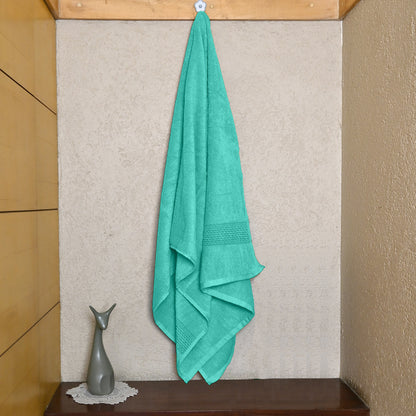 Ice Green Solid Cotton 550 GSM Bath Towel | 150 × 75 cm