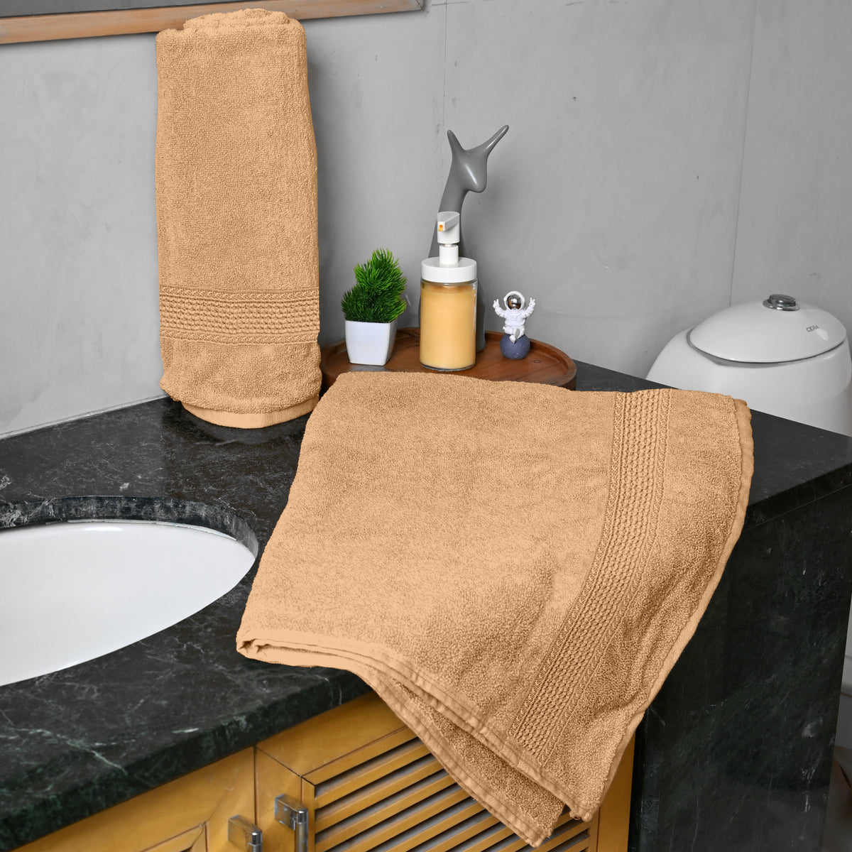 Desert Beige Solid 550 GSM Cotton Bath Towel Set of 2 | 150 × 75 cm