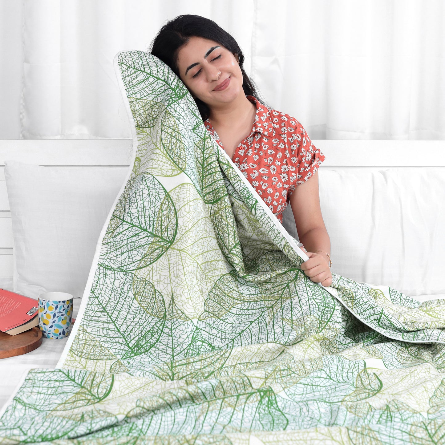 Green 120 GSM Cotton Floral Leaf Pattern Double Bed AC Blanket Dohar for All Season