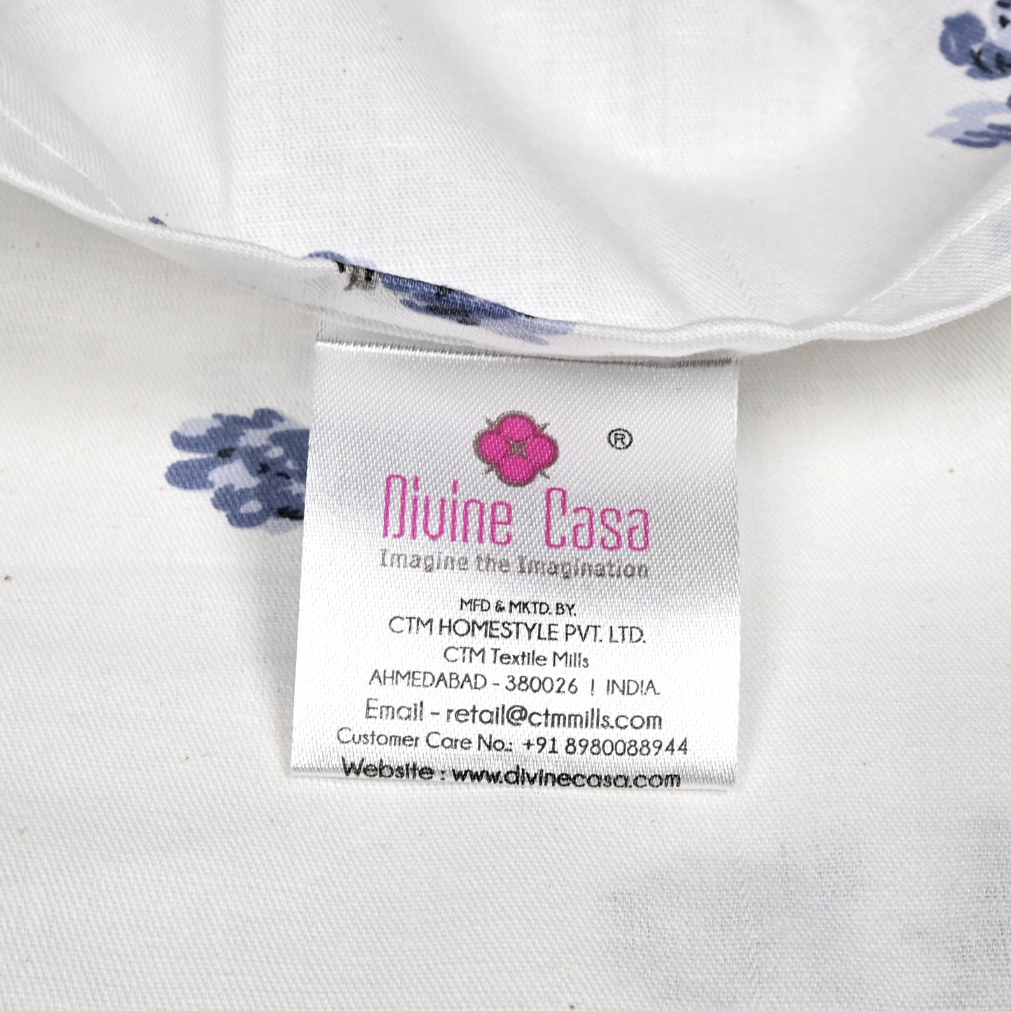 Blue Petals Pure Cotton White & Blue Floral King Bedsheet – 180 TC