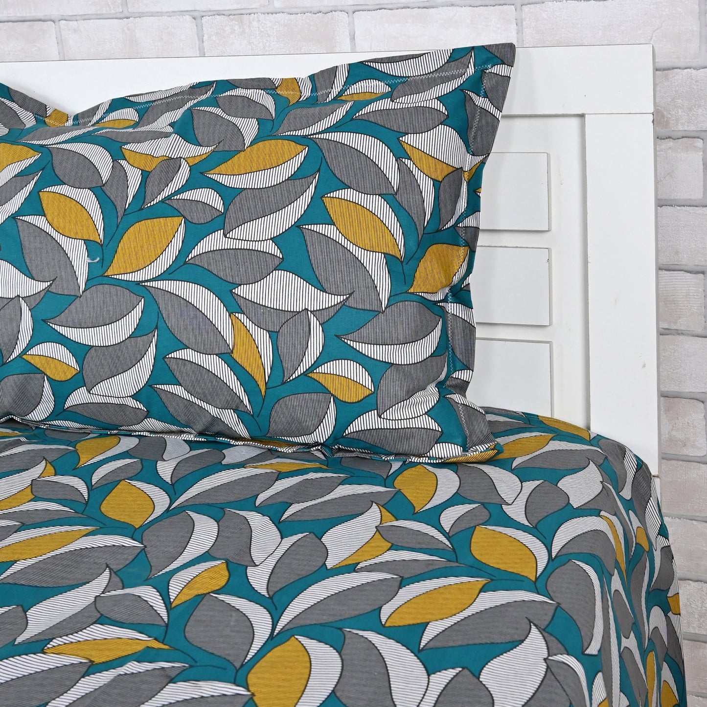 Rustic Brown Floral Print 144 TC Cotton Bedsheet For Single Bed