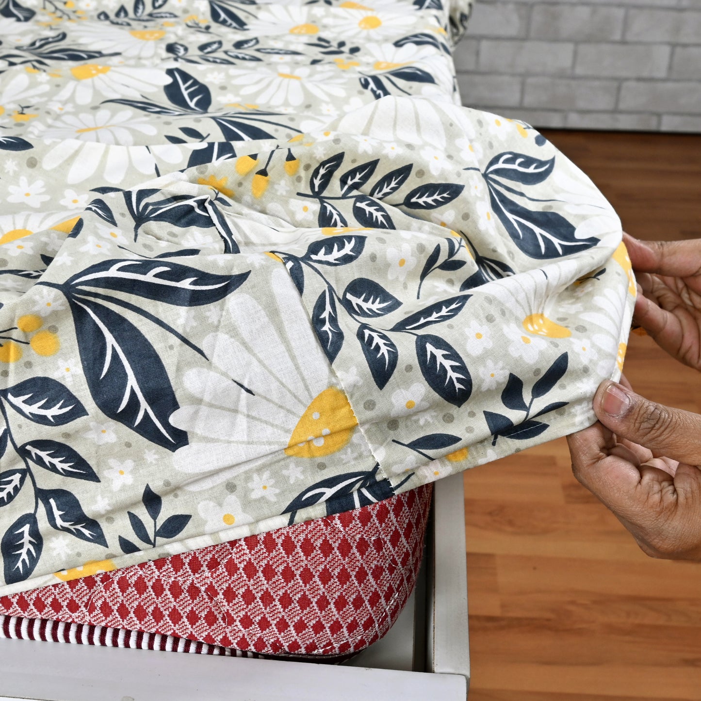 Classic Yellow Floral 144 TC Cotton Double Fitted Bedsheet With 2 Pillowcovers