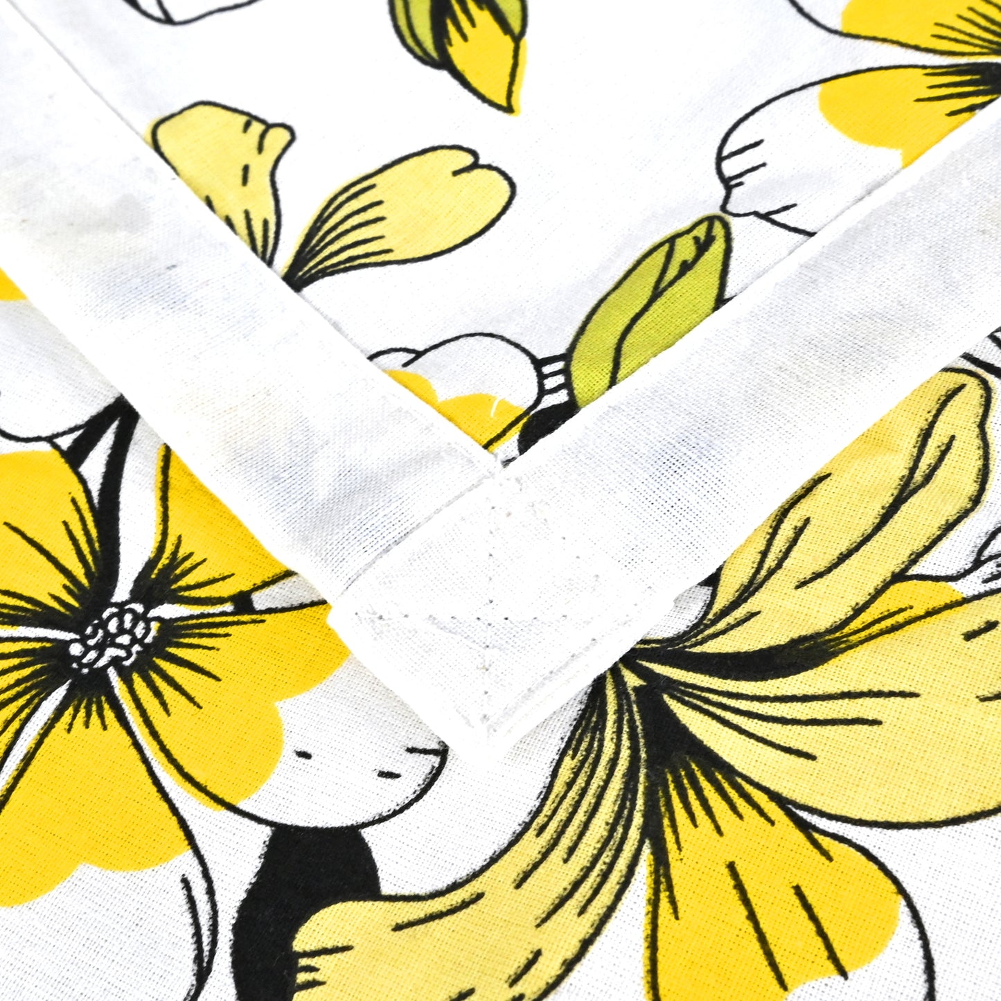 Golden Daffodil Floral Single Cotton Dohar – 144 TC Pure Cotton