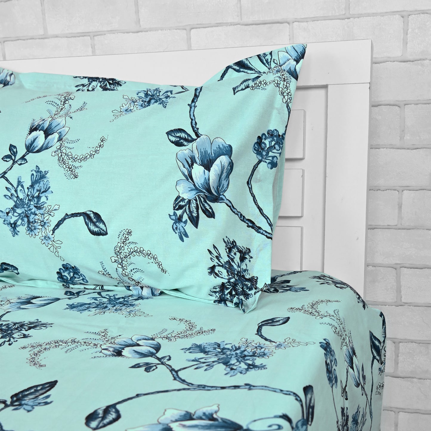 Winter Fern Floral Print 144 TC Cotton Single Bed Bedsheet