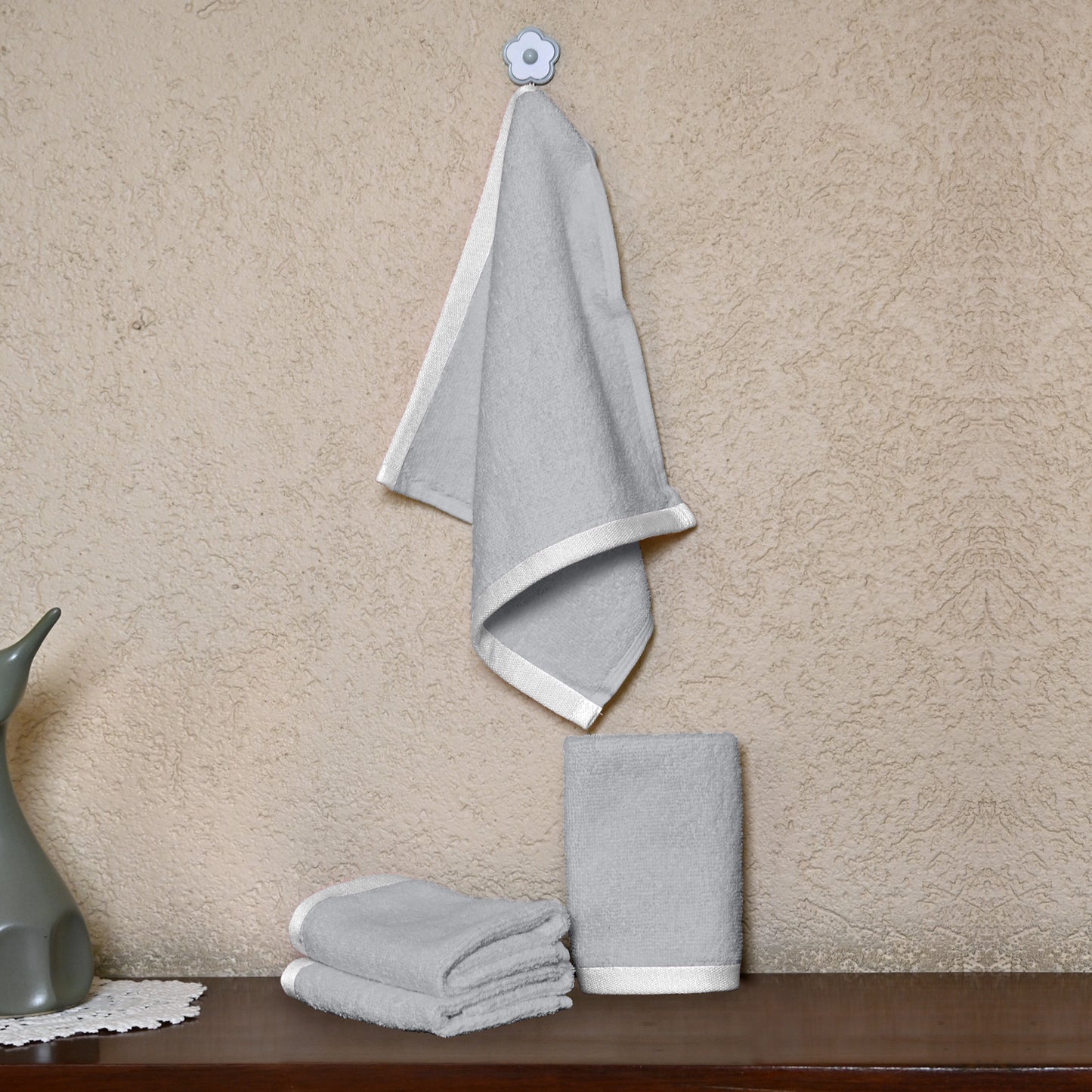 Grey Cotton Face Towels Set of 4 (30x30 cm)