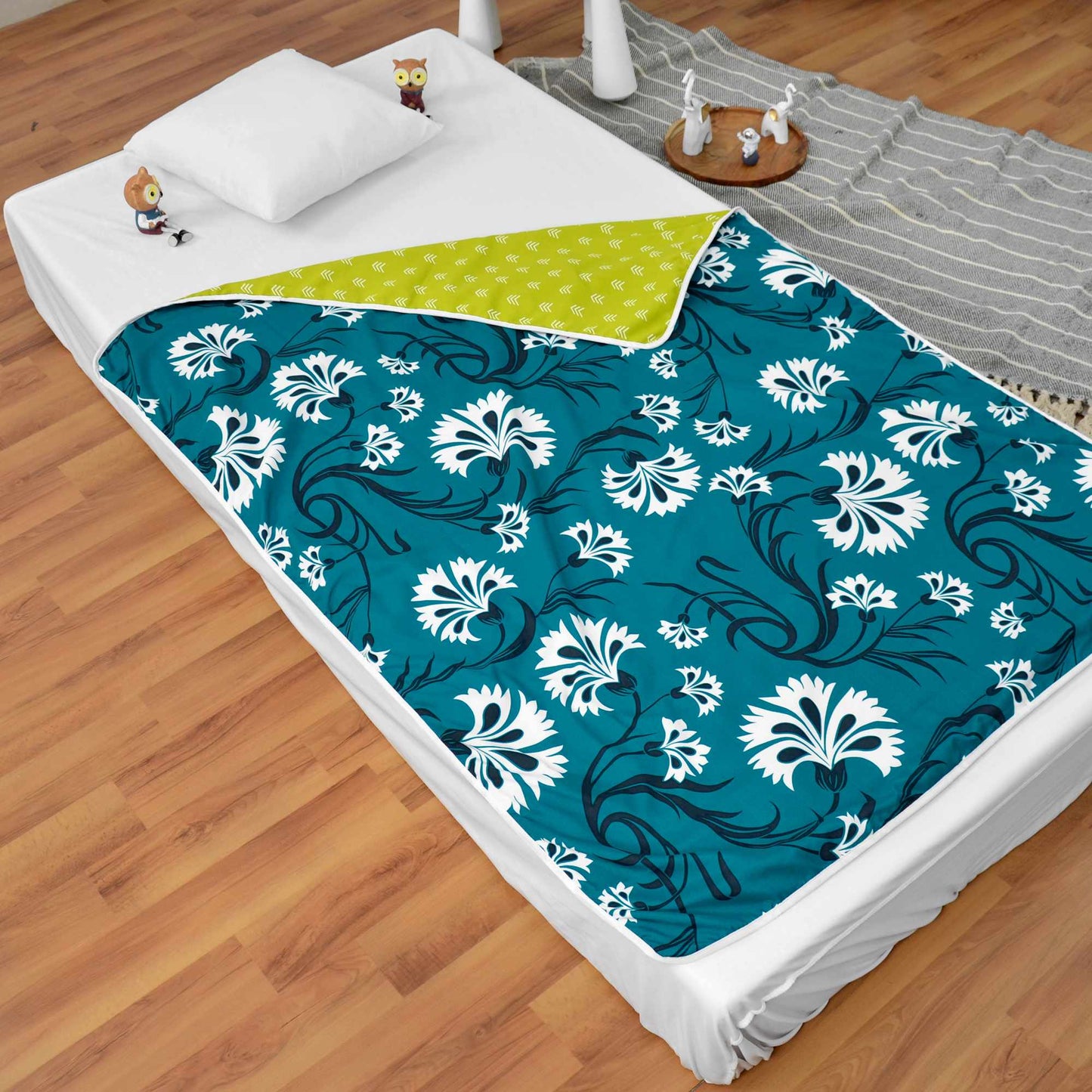 Blue and Green 120 GSM Microfiber Floral Baby Single Bed AC Blanket Dohar for Kids