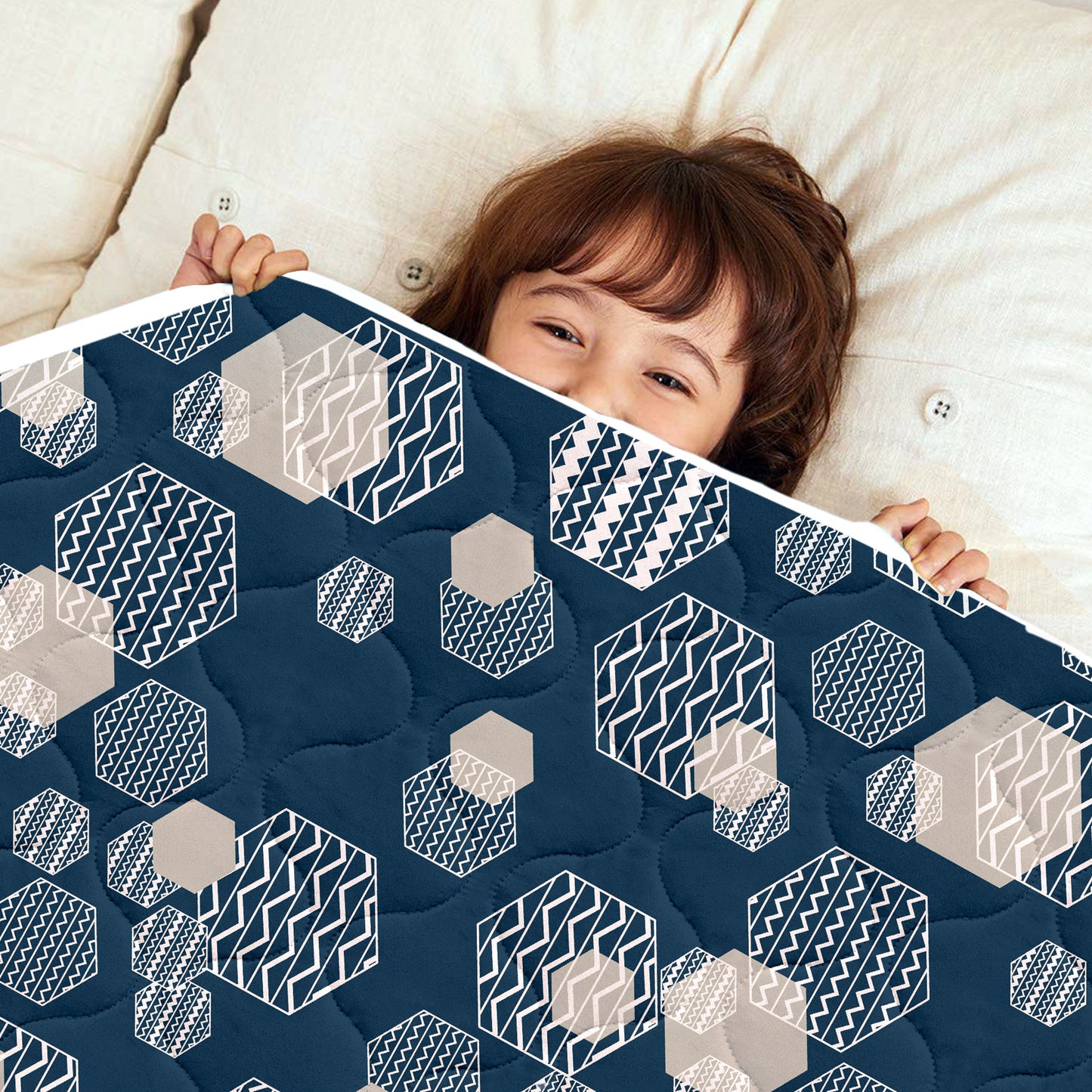 120 GSM Midnight Grey Geometric Microfiber Single Kids Bed Comforter