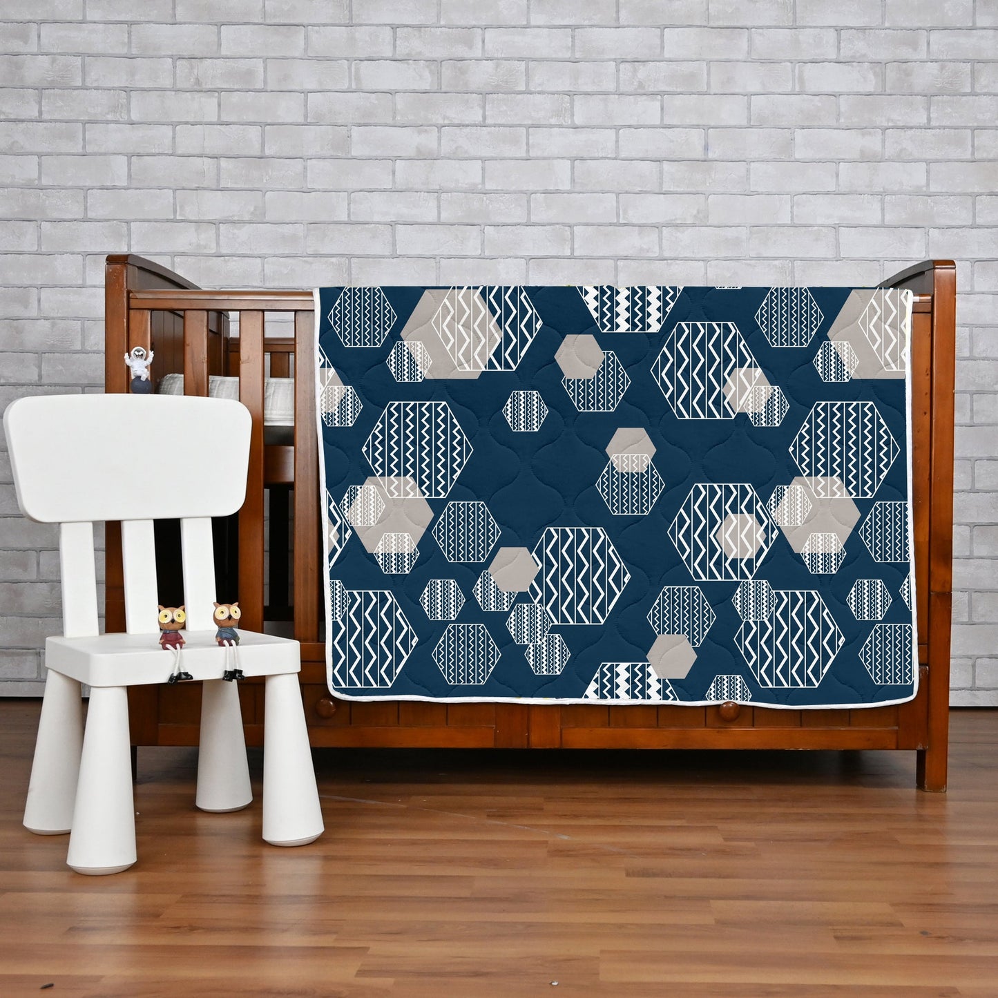 120 GSM Midnight Grey Geometric Microfiber Single Kids Bed Comforter