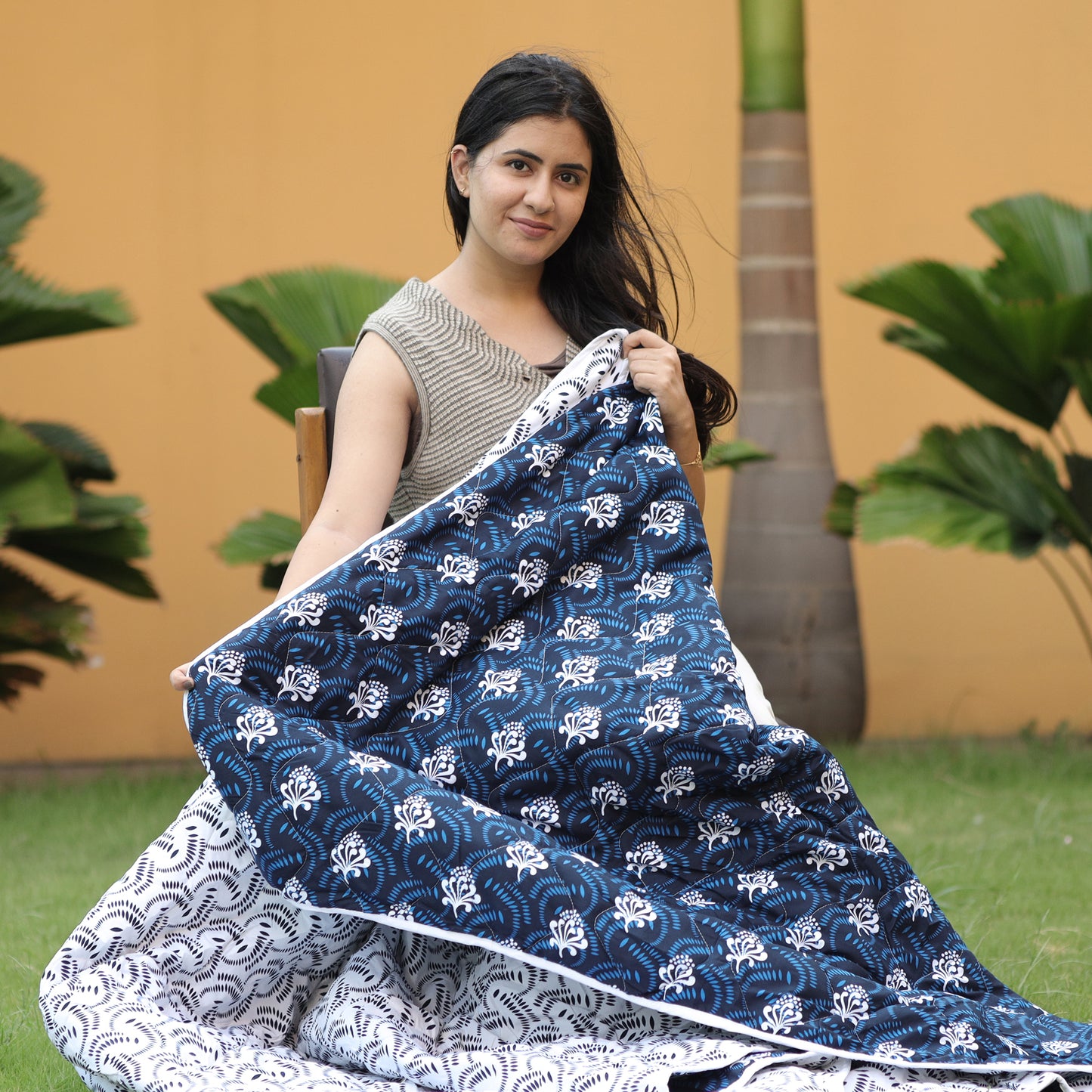 Iris Floral AC Quilt Comforter for Single Bed