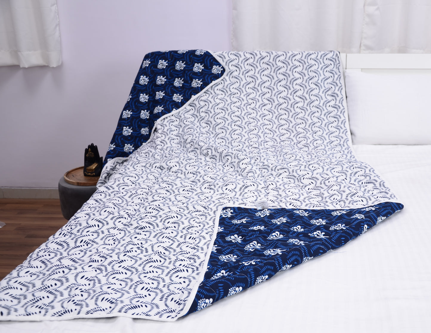 Iris Floral AC Quilt Comforter for Single Bed