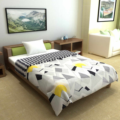 Uneven Triangle AC Quilt Comforter for Single Bed