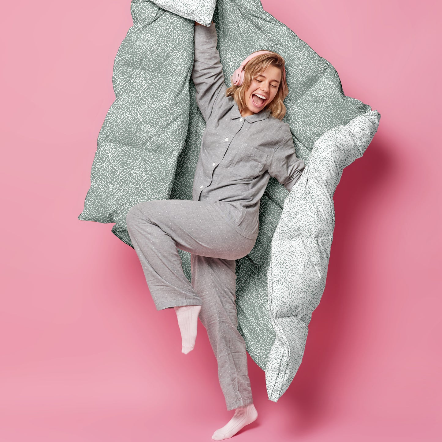 Floral Petals AC Quilt Comforter for Single Bed