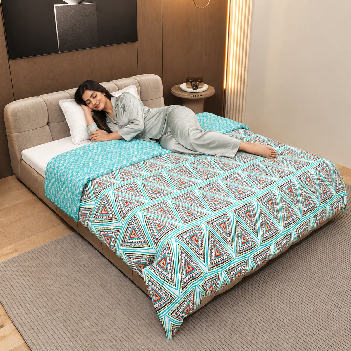 Turquoise Blue Geometric Single Bed Comforter – 120 GSM Microfiber
