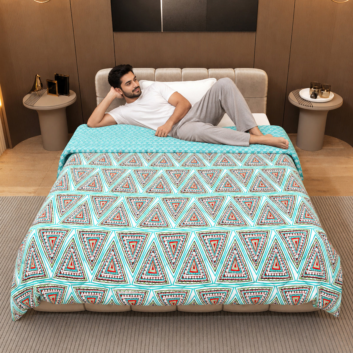 Turquoise Blue Geometric Single Bed Comforter – 120 GSM Microfiber