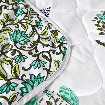 White & Teal Lightweight Reversible Single Comforter – 120 GSM Microfiber