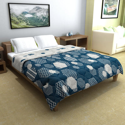 Midnight Grey Geometric Double Bed Comforter – 150 GSM Microfiber