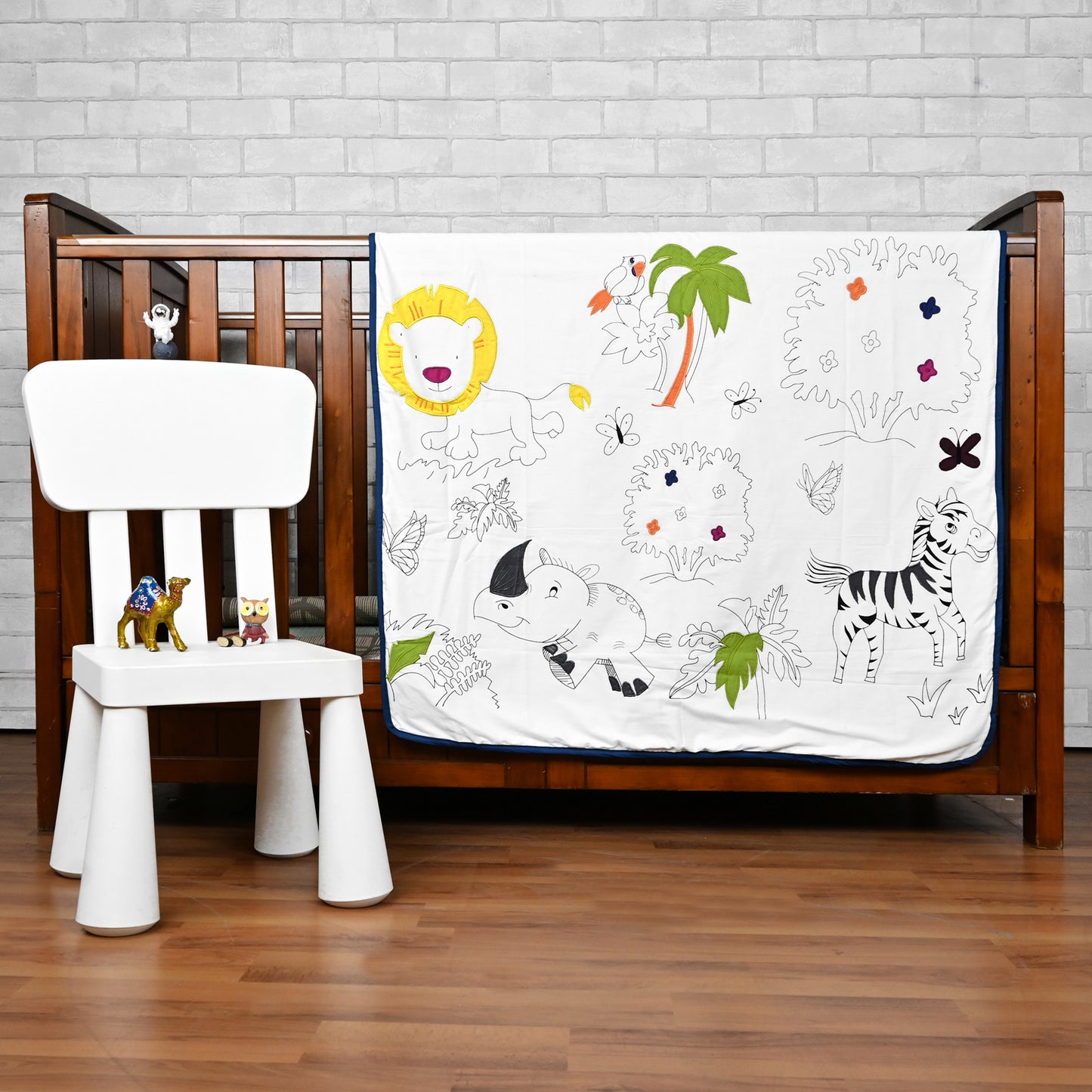 Bright White Embroidery 200 TC Cotton Ultrasoft Blanket for Kids