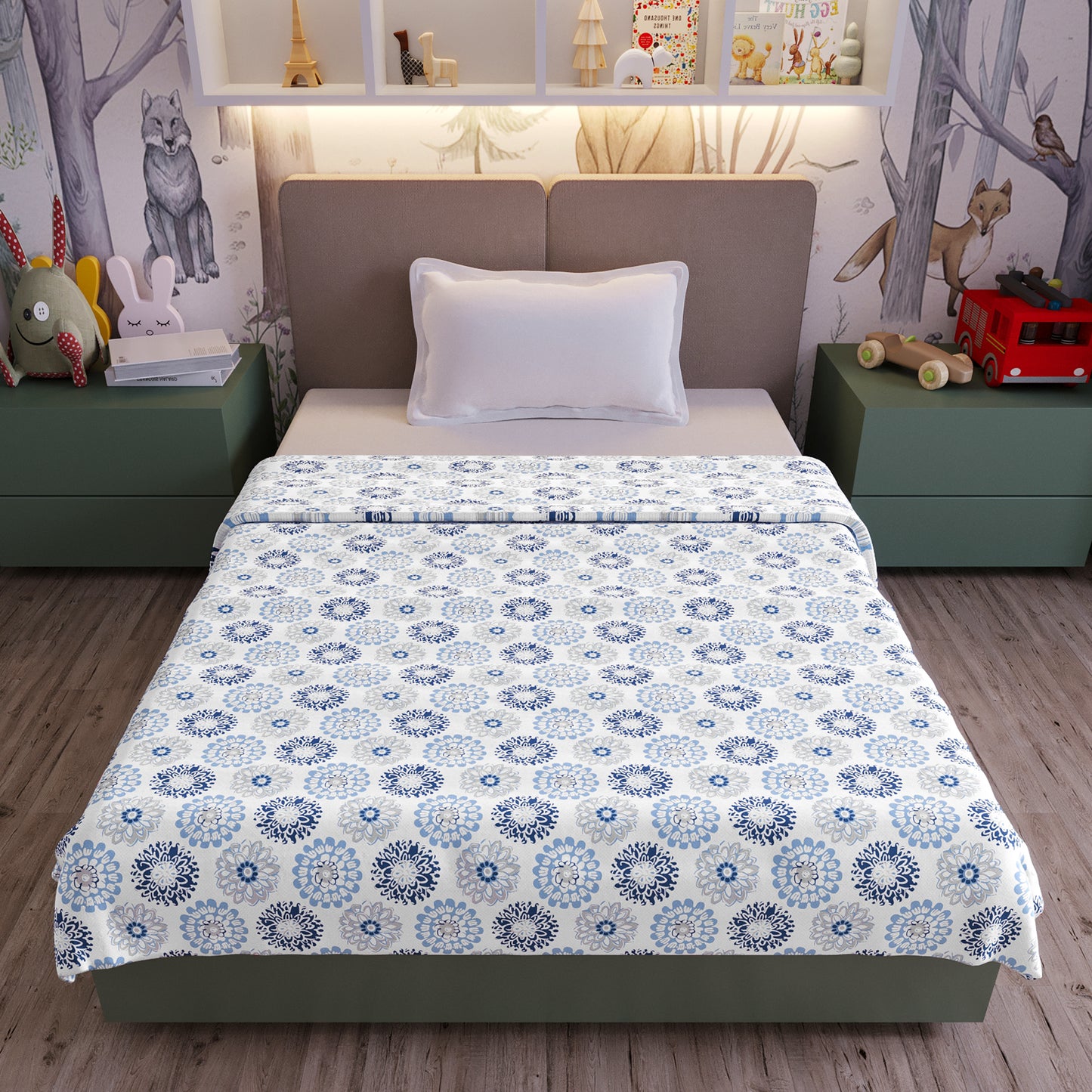 Grey and Blue Dahlia 100% Cotton Toddler Baby Blanket for for 0-3 Years