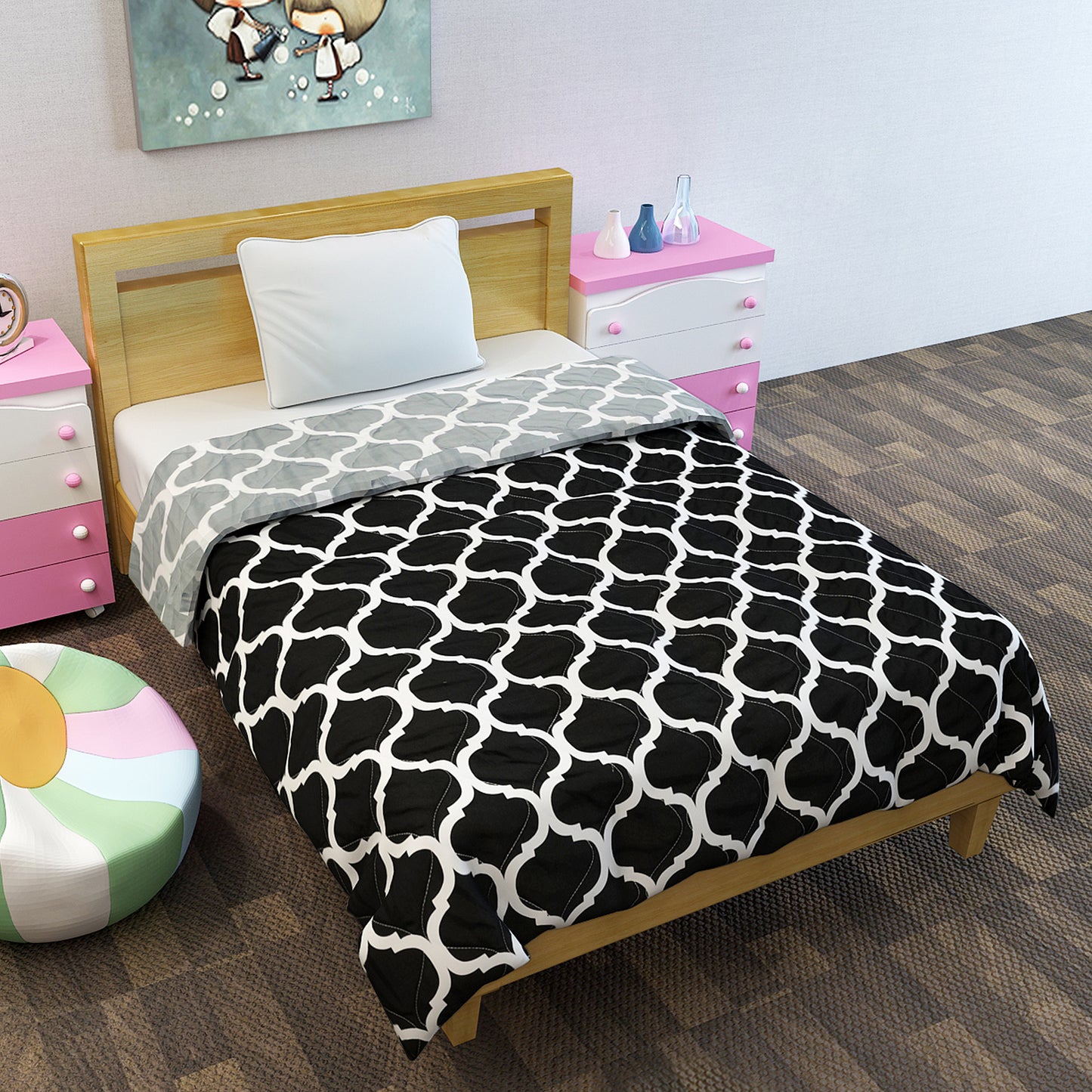 Black And Grey Quatrefoil AC Quilt Comforter for Kids