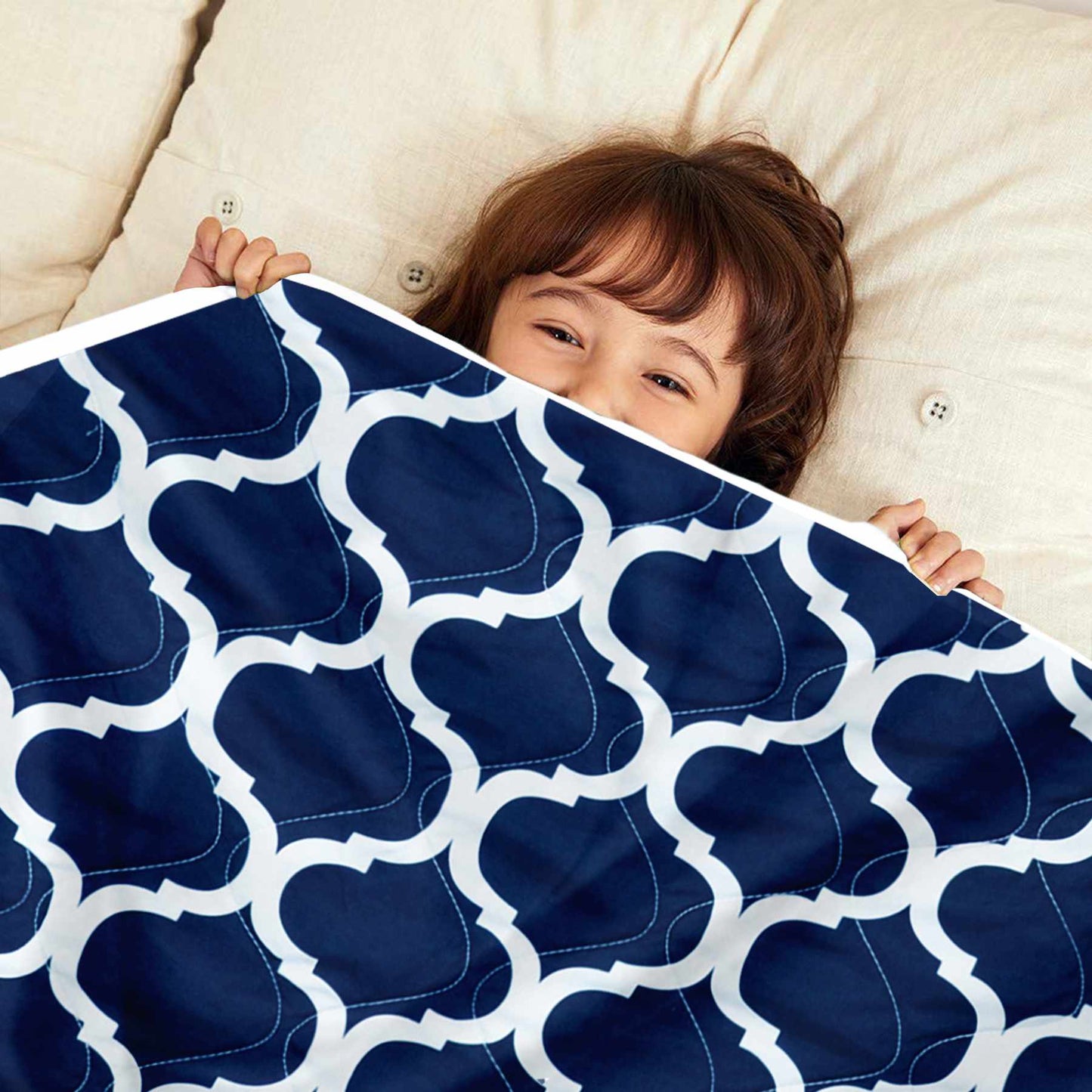 Quatrefoil AC Quilt Comforter for Kids