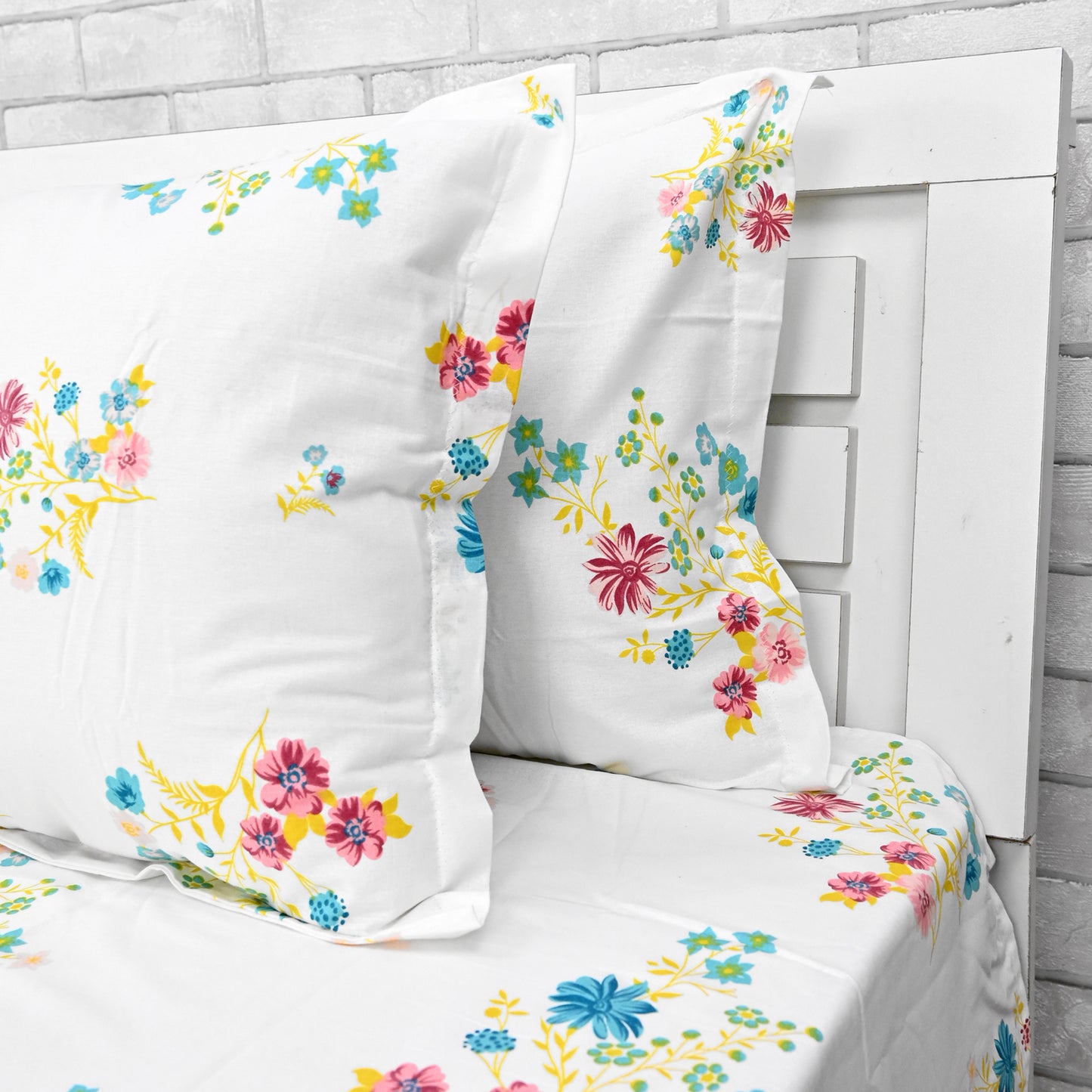 Floral Teal Ultrafine Cotton 144 TC Flat Bedsheet for King Size Bed