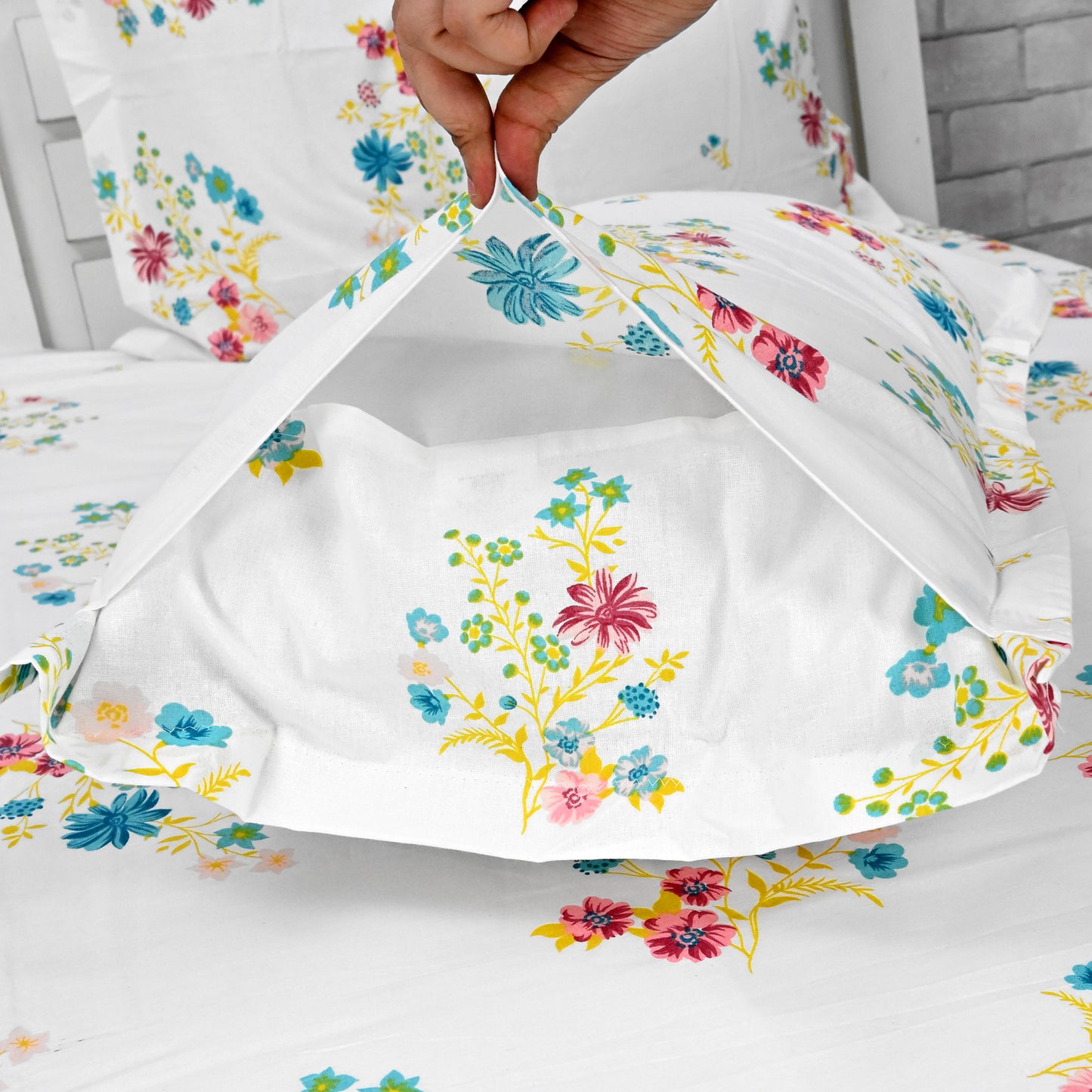 Floral Teal Ultrafine Cotton 144 TC Flat Bedsheet for King Size Bed