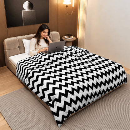 Black and White Chevron AC Quilt Comforter for Single Bed