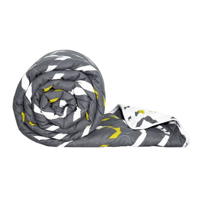Grey and White Chevron AC Quilt Comforter for Single Bed