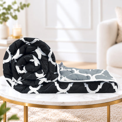 Black and Grey Quatrefoil AC Quilt Comforter for Single Bed
