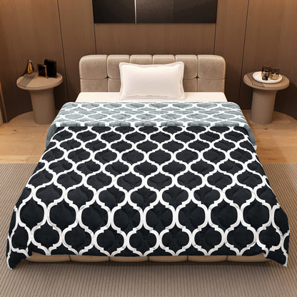 Black and Grey Quatrefoil AC Quilt Comforter for Single Bed