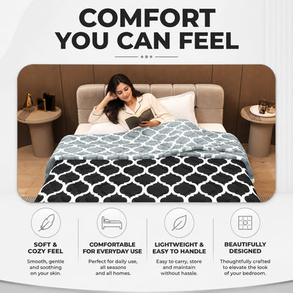 Black and Grey Quatrefoil AC Quilt Comforter for Single Bed