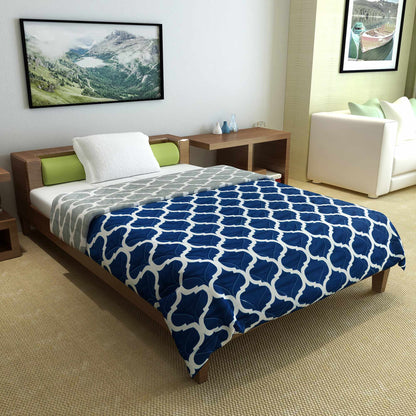Navy Blue & White Microfibre 120 GSM Abstarct Pattern Reversible Single Bed AC Quilt Comforter