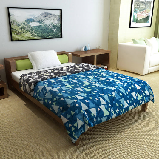 Blue and Black Geometric Single Bed Comforter – 120 GSM Microfiber