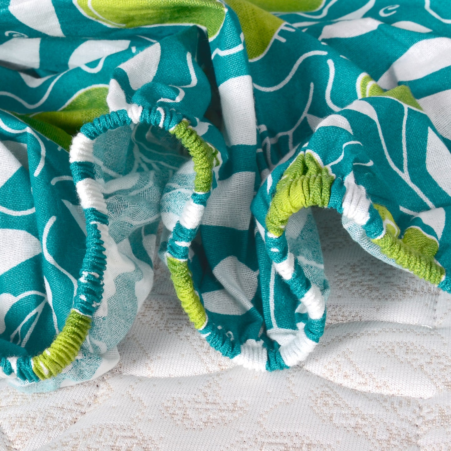 Teal Green & Yellow Clementine Pattern 144 TC Cotton Elastic Fitted Double Bedsheet