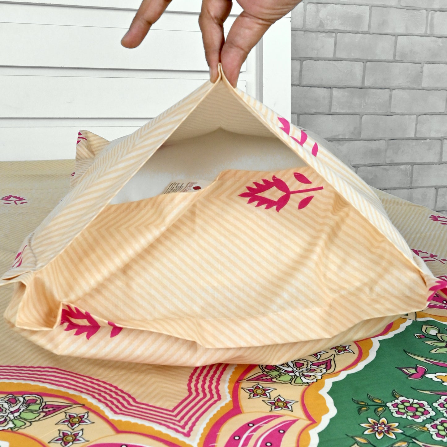 Multicolor Floral 100% Cotton Supersoft Bedsheets for Double Bed