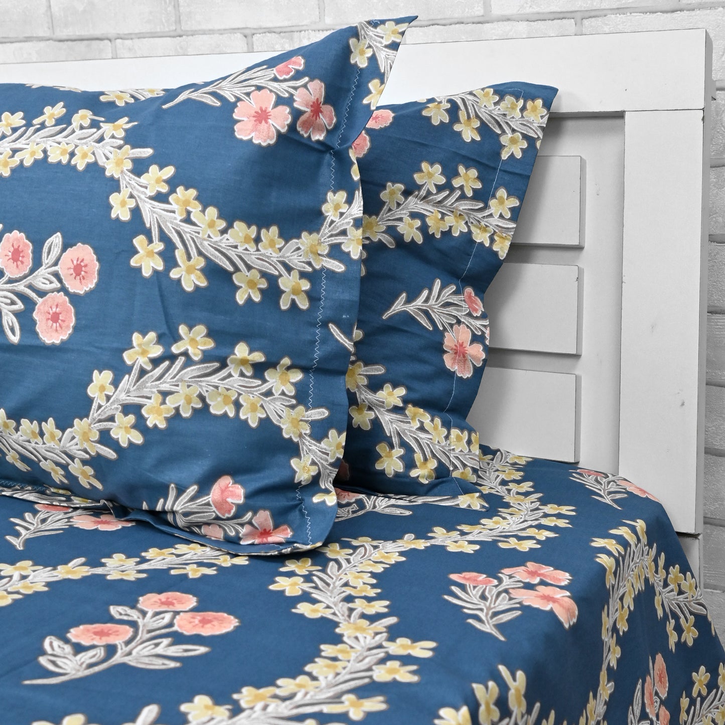 Floral Blue 100% Cotton Lightweight King Size Bedsheet