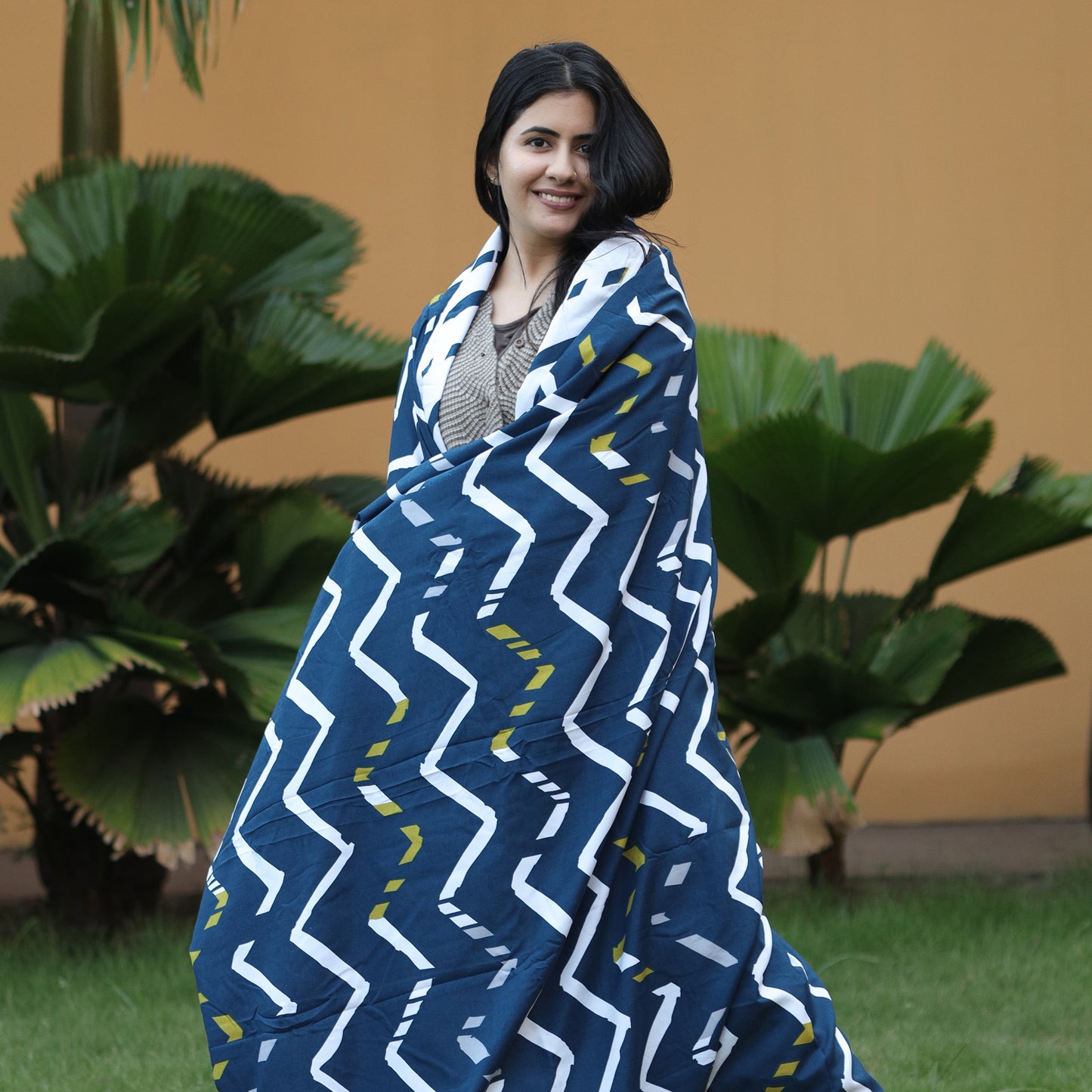 Dark Blue Abstract Print Soft Touch Microfiber Single Bed Dohar