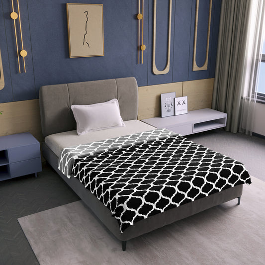 Black Abstract Print Super Soft Brushed Microfiber Single Bed AC Dohar