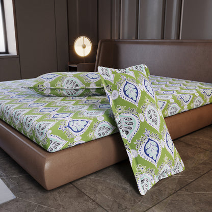 Damask Motif Bedsheet For King Size Bed