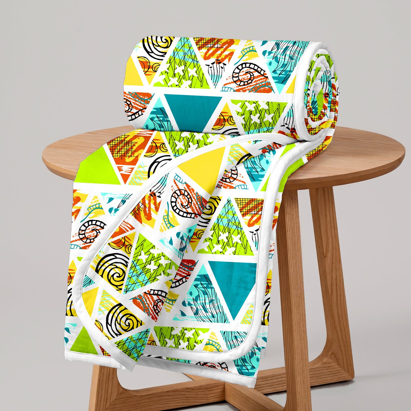Triangle Candy Print 144 TC 100% Cotton Lightweight Dohar for Double Bed