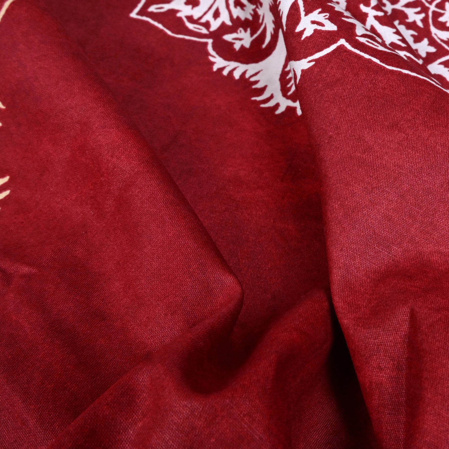Ornate Harmony Damask Pure Cotton Maroon King Bedsheet – 180 TC