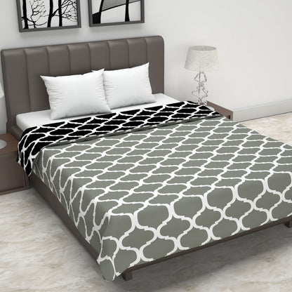 Black Abstract Print Super Soft Brushed Microfiber Double Bed AC Dohar